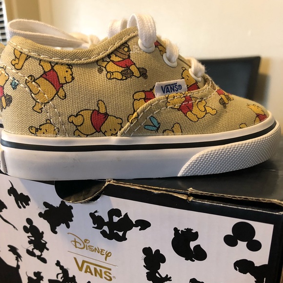 winnie the pooh vans baby